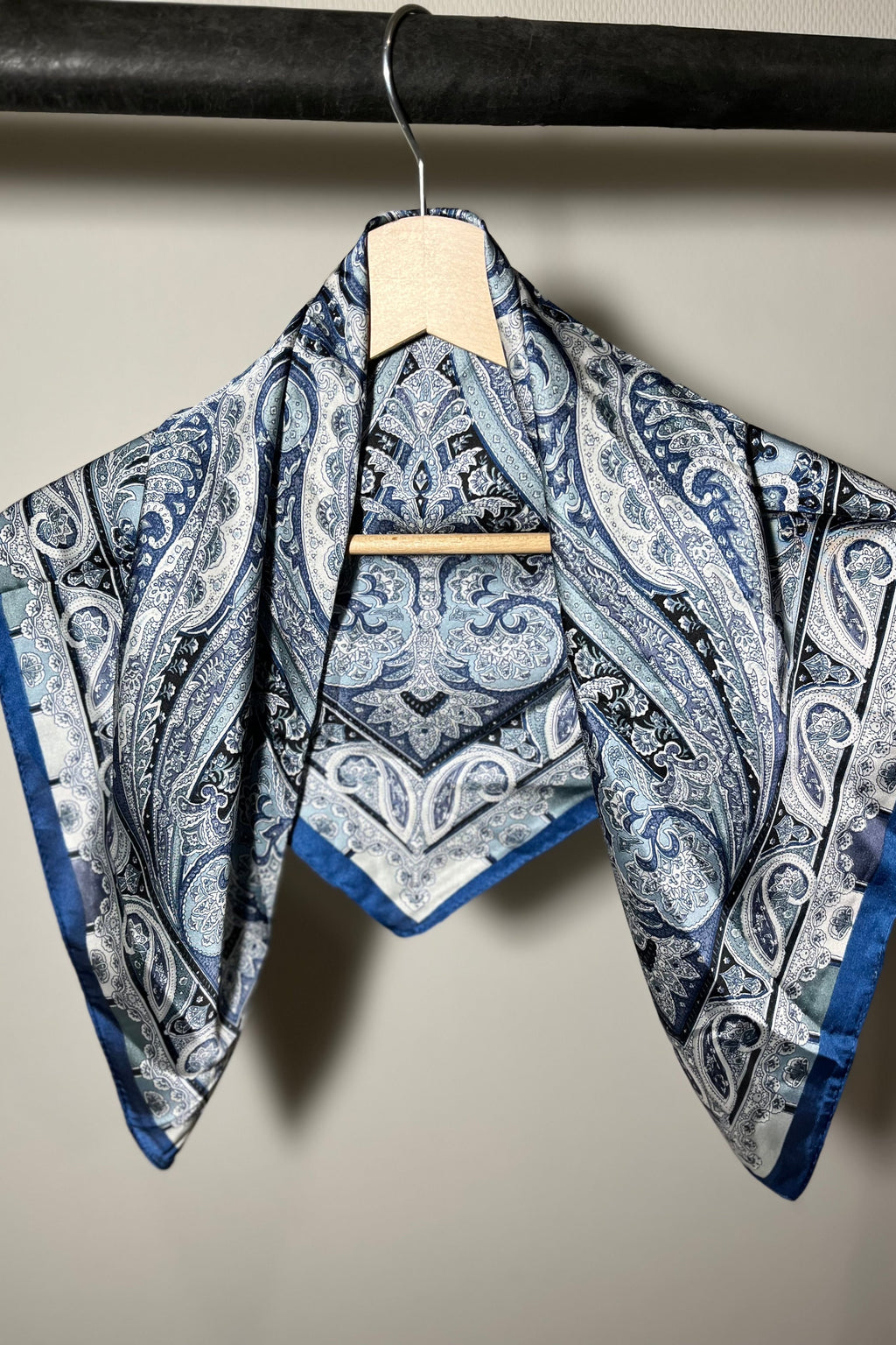 Bandana Orange Weiß Himmelblau